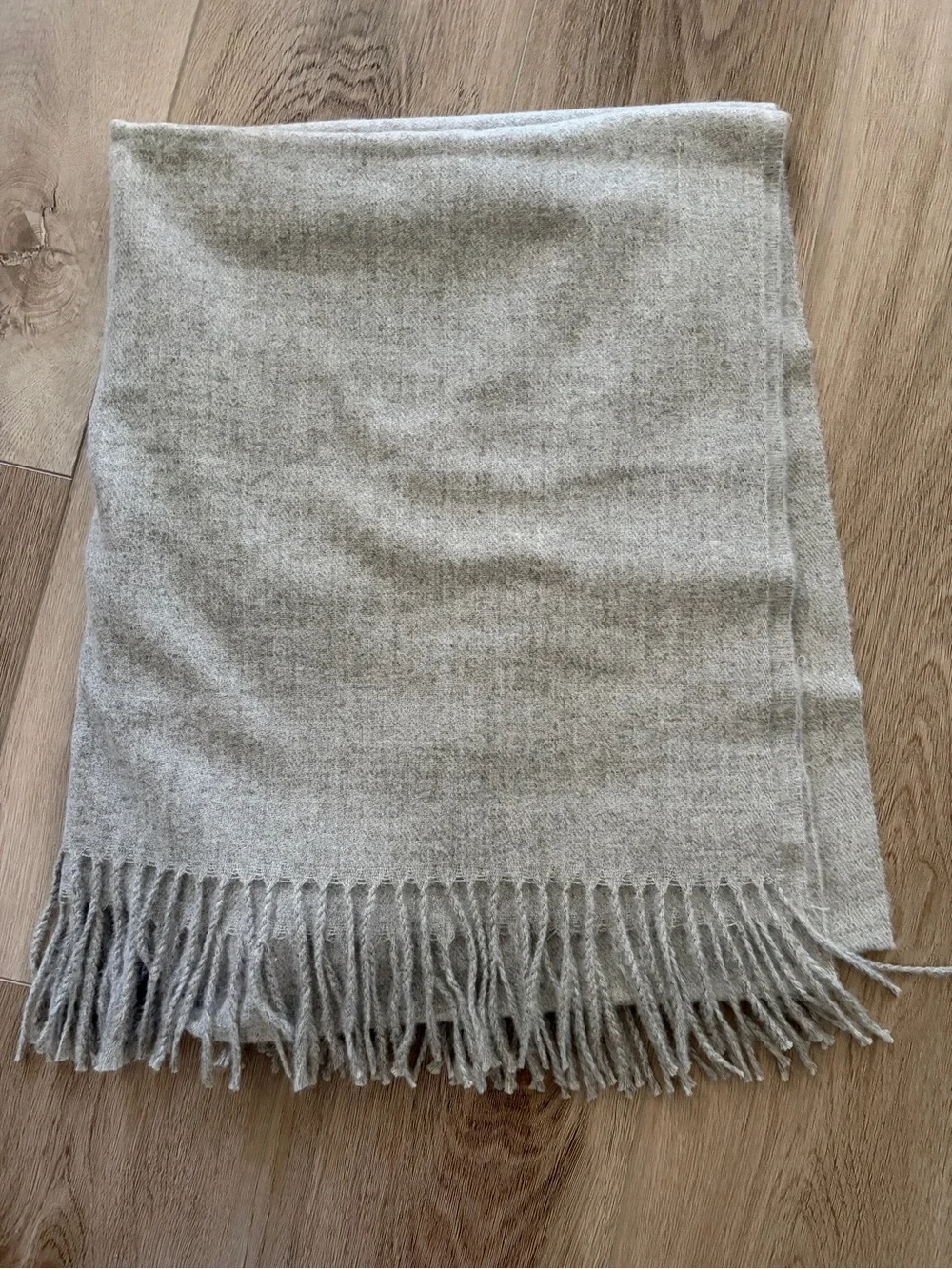 Liz Claiborne Large Light Gray Fringe Wrap Scarf